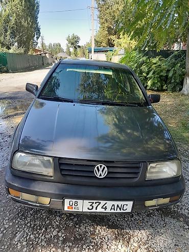 велтмейстер авто: Volkswagen Vento: 1993 г., 1.8 л, Механика, Бензин, Седан — 3