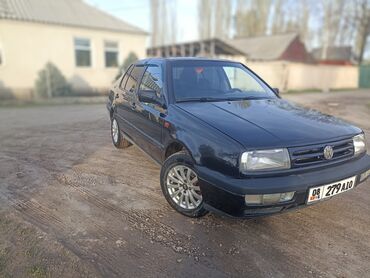 Volkswagen: Volkswagen Vento: 1996 г., 1.8 л, Механика, Бензин
