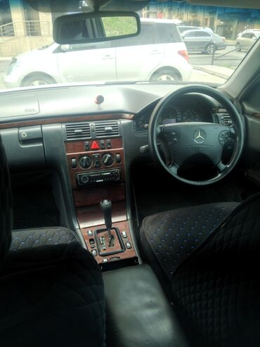мерседес 124 цена в россии: Mercedes-Benz E-Class: 2001 г., 2 л, Автомат, Бензин, Седан