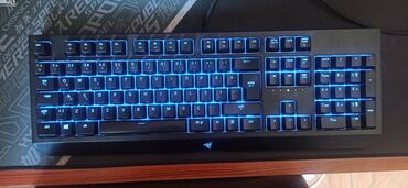 klaviatura: Razer blackwidow keyboard, ideal veziyyetde. Turkeyeden alinib