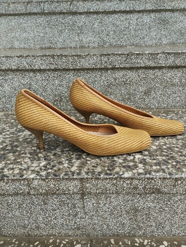 minđuše od hirurškog čelika: Pumps, 39