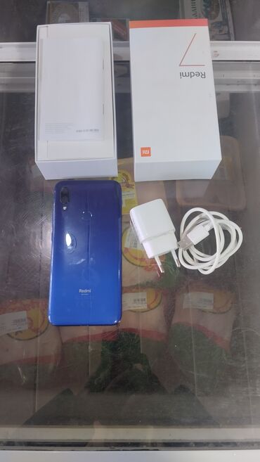 telefon alisi ve satisi: Xiaomi Redmi 7, 64 GB, rəng - Göy, 
 Barmaq izi