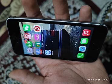 Apple iPhone: IPhone SE, Б/у, 128 ГБ, Space Gray, 99 % — 15