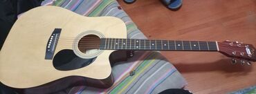 гитары: Guitar fully new with bag and extra wires