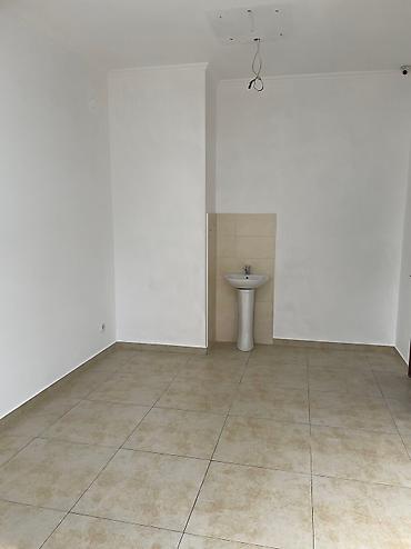 Аренда медицинских и массажных кабинетов: Сдаются медицинские кабинеты уролог, гинеколог. адрес :Логвиненко 10/ — 6