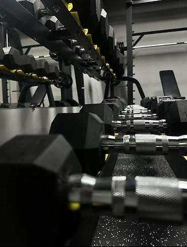 Продажа другой коммерческой недвижимости: 🏋️ ПРОДАЁТСЯ ДЕЙСТВУЮЩИЙ ТРЕНАЖЁРНЫЙ ЗАЛ 📍 Бишкек, ж/м Кара-Жыгач — 8