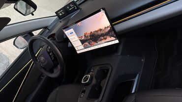 Toyota: Toyota : 2025 г., 0.1 л, Автомат, Электромобиль, Кроссовер — 7