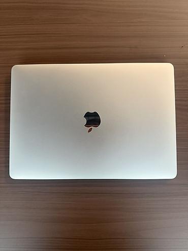 MacBook Air 13" Состояние идеальное, срочно продаю ниже рынка
