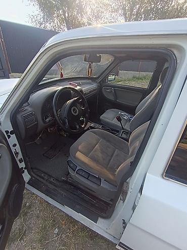 двигатель ваз 2121: ГАЗ 3102 Volga: 1998 г., 2.4 л, Механика, Бензин, Седан — 4