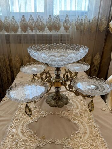 силиконовые формы в баку: Şirniyyat və meyvə üçün dekorativ serve rafu - 5 bölməli kompozisiya