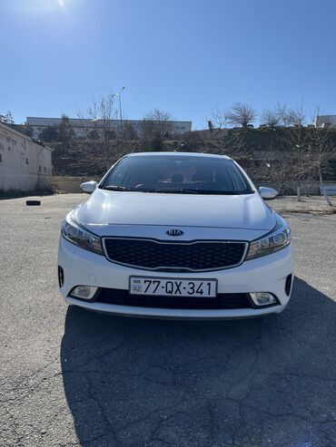 Kia: Kia K3: 1.6 l | 2016 il Sedan