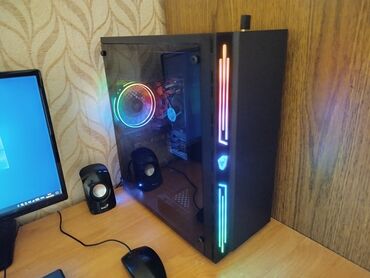 rgb keys: Sistem Bloku CPU: Intel core i5 3470 VGA: Intel HD 1gb RAM: 12GB