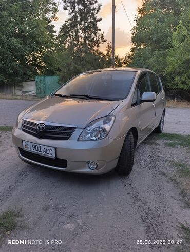 срочно срочно продам машину: Toyota Corolla Verso: 2003 г., 2 л, Механика, Дизель, Хэтчбэк