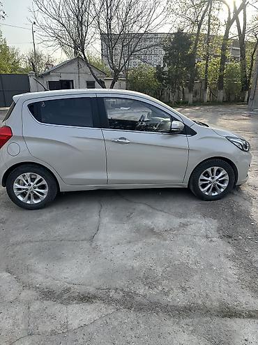 Chevrolet: Chevrolet Spark: 2018 г., 1 л, Вариатор, Хэтчбэк — 10