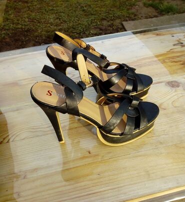 ugg sandale cena: Sandals, 40