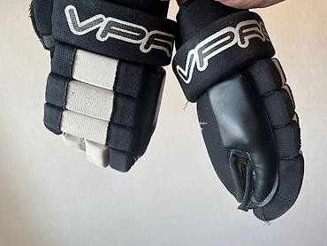 Шлемы: Хоккейный комплект защиты (юниор/взрослый смешанные позиции): Тел — 7