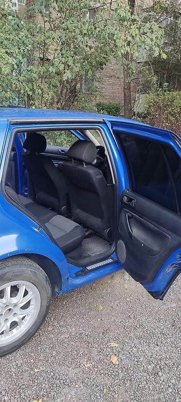 pasat b5: Volkswagen Golf: 2003 г., 2 л, Механика, Бензин, Хэтчбэк — 10