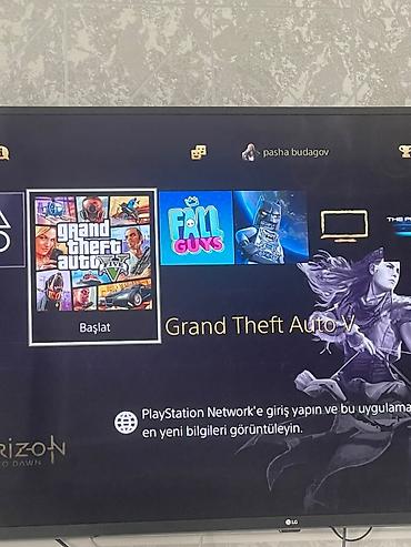 playstatin: PlayStation 4 (PS4) oyun konsolu dəsti Komplekt: - PS4 konsolu (qara) — 3