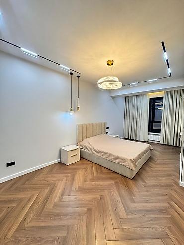 Продажа квартир: 2 комнаты, 77 м² — 3