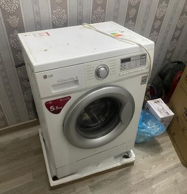 продаю стиральную машинку автомат: Кир жуучу машина LG, Колдонулган, Автоматтык, 6 кг чейин, Толук өлчөм