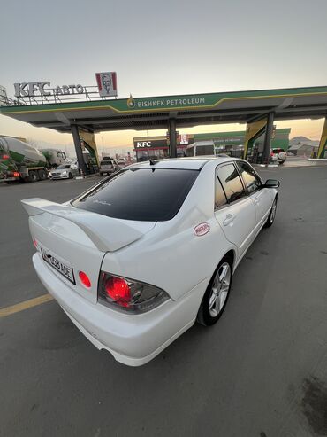 Toyota: Toyota Altezza: 2002 г., 2 л, Автомат, Бензин, Седан at lalafo.kg — 8 Toyota: Toyota Altezza: 2002 г., 2 л, Автомат, Бензин, Седан — 8