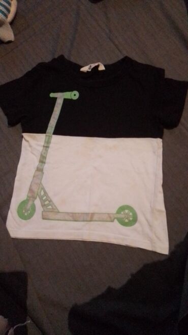 Kurtkalar: Uwag paltarlari temiz yuyulub balaca olduğuna gore satilir 1 manata — 20