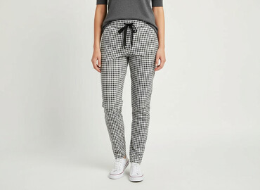 spodnie na szelkach krzyżówka: Material trousers for women, size S