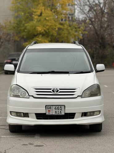 меняю на минивен: Toyota Ipsum: 2002 г., 2.4 л, Автомат, Бензин, Минивэн