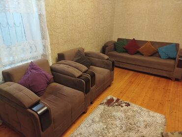 islenmis kvadrasikl: BAZALİ DİVAN ACİLAN.KRESLOLAR VƏ QORKA HAMİSİ BİRGƏ 250MAN .qirigi