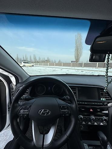 Hyundai: Hyundai Avante: 2019 г., 1.6 л, Газ, Седан — 9