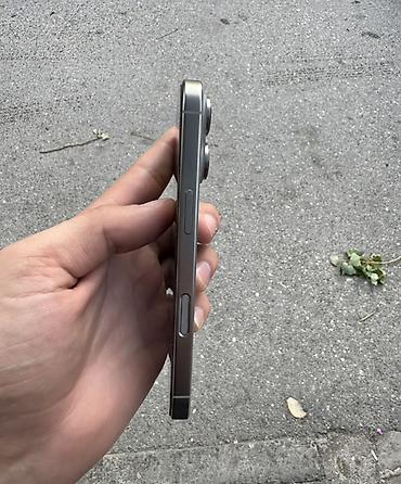 iphone 56: IPhone 16 Pro, 256 GB, Natural Titanium, Face ID — 5