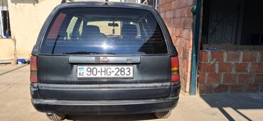 opel polka: Opel Astra: 1.6 л | 1996 г. 426254 км Универсал