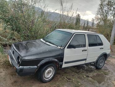 срочно срочно продаю горит: Volkswagen Golf: 1988 г., 1.8 л, Механика, Бензин, Хэтчбэк