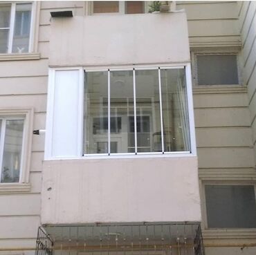 balkon: Cam Balkon🏙️ Hbshb🏢 İzo Sistemlər🏠 PVC pəncərə Qapılar🪟🚪 Fotosel🏨