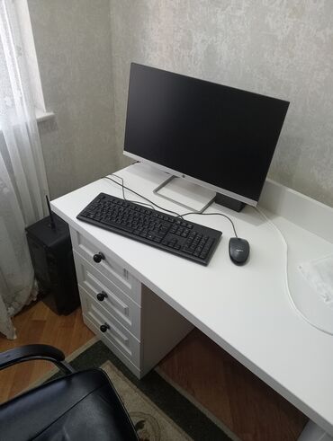 Masaüstü kompüterlər və iş stansiyaları: Komputer satılır monitor hd 75hz full hd ram 16gb(8x8) ekran kart