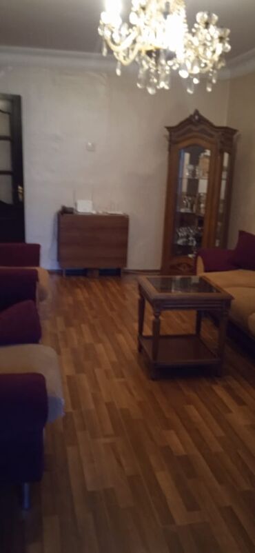 Uzunmüddətli kirayə mənzillər: Nefçilerde 5/2 mertebesinde 2 otaqli ev 450 azn_0514857446_0773050142