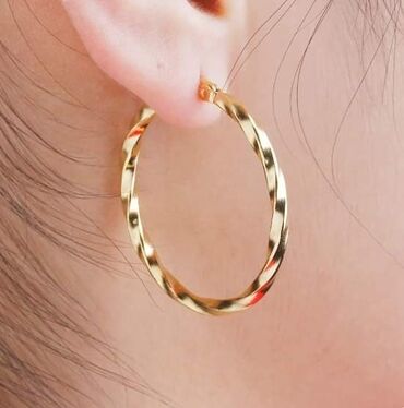 Minđuše: Mindjuse 800 din — 11