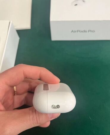 мониторы для авто: Вакуумные, Apple, Новый, Беспроводные (Bluetooth), Классические