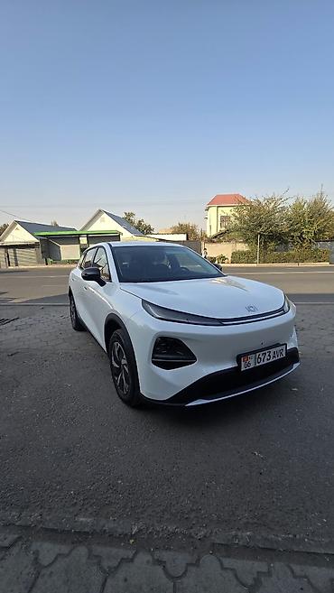 faw oley: Changan Qiyuan Q05: 2026 г., Электромобиль, Кроссовер — 1