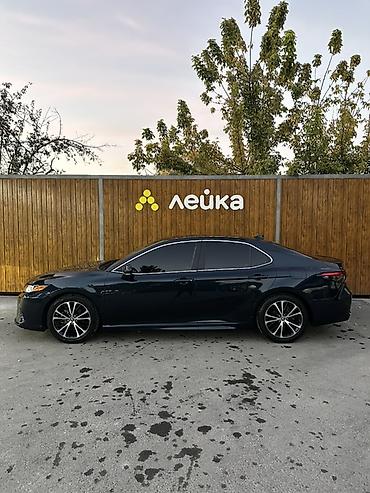 byd tang 2021: Toyota Camry: 2019 г., 2.5 л, Автомат, Гибрид, Седан — 3