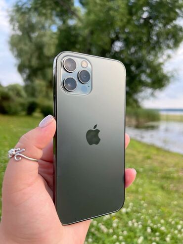 Apple iPhone: IPhone 12 Pro, Б/у, 128 ГБ, Черный, Чехол, 79 %