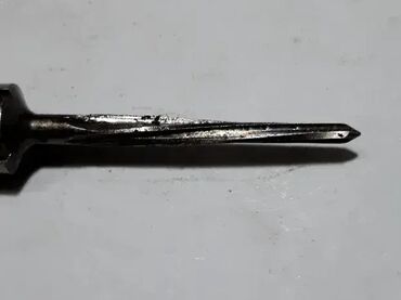 djuvecara sa poklopcem: Razvrtac konusni 3mm/4mm spiralni, sa MK1 prihvatom Precnik reznih