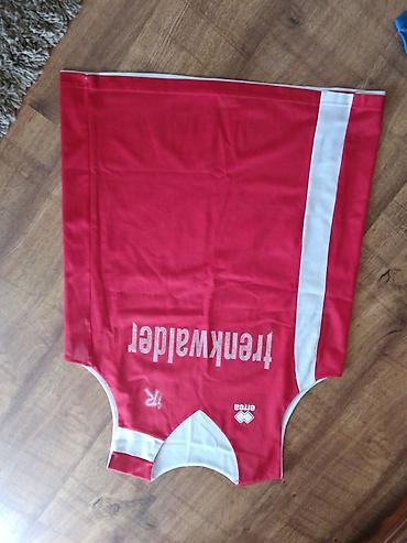 Komplet sportskih dresova/majica bez rukava – različiti modeli - na lalafo.rs Komplet sportskih dresova/majica bez rukava – različiti modeli -