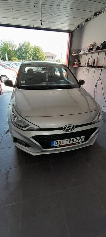 Vozila: Hyundai ix20: 1.2 l | 2020 г. Limuzina