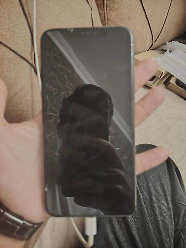 IPhone X, Qara, Face ID lalafo.az -da IPhone X, Qara, Face ID