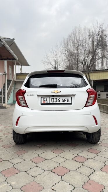 Chevrolet: Chevrolet Spark: 2020 г., 1 л, Вариатор, Бензин, Хэтчбэк — 4