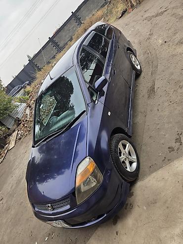 Honda Stream: 2001 г., 2 л, Автомат, Бензин, Минивэн