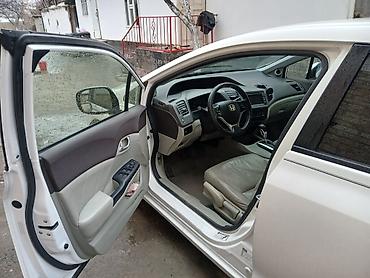 Honda: Honda Civic: 2012 г., Автомат, Гибрид, Седан — 9