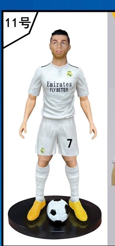 Figurice za decu: Fudbalske figure
Messi, Ronaldo, Neymar. Cena: 1500 din — 5