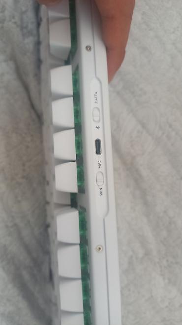 Настольные ПК и комплектующие: Məhsul: RGB işıqlanmaya malik, yığcam mexaniki klaviatura (ağ rəng — 4